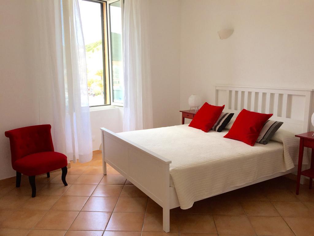 Les Appartements Du Port Bonifacio  Ruang foto