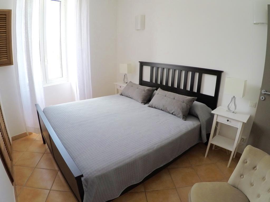 Les Appartements Du Port Bonifacio  Ruang foto