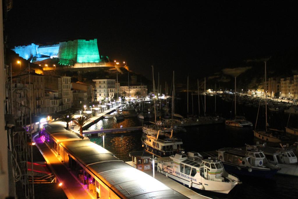 Les Appartements Du Port Bonifacio  Bagian luar foto