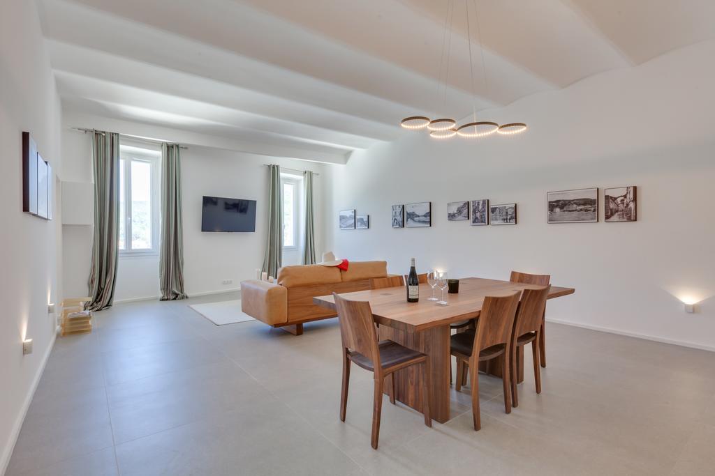 Les Appartements Du Port Bonifacio  Bagian luar foto