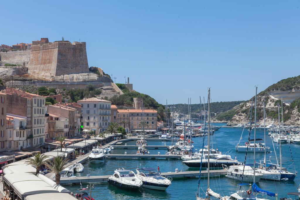 Les Appartements Du Port Bonifacio  Bagian luar foto