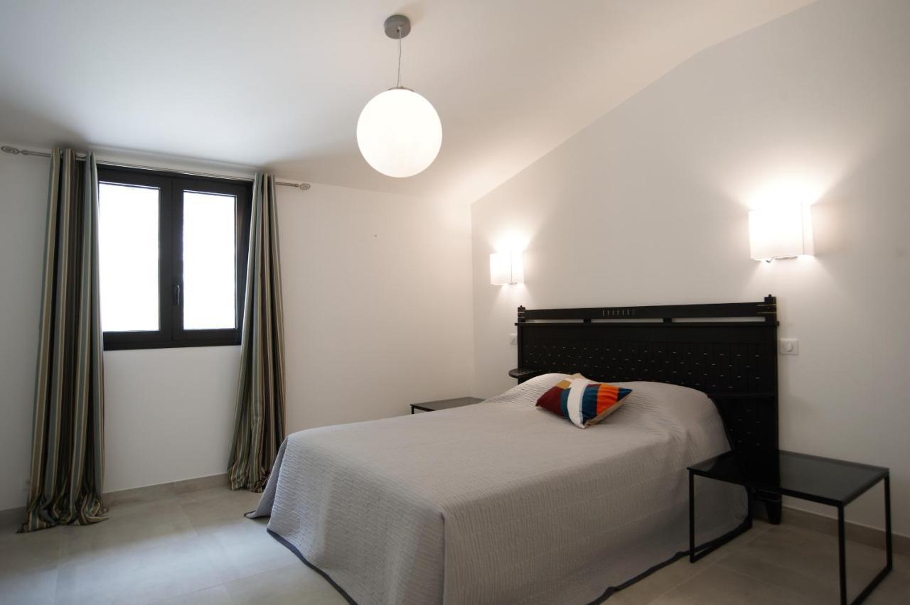 Les Appartements Du Port Bonifacio  Bagian luar foto