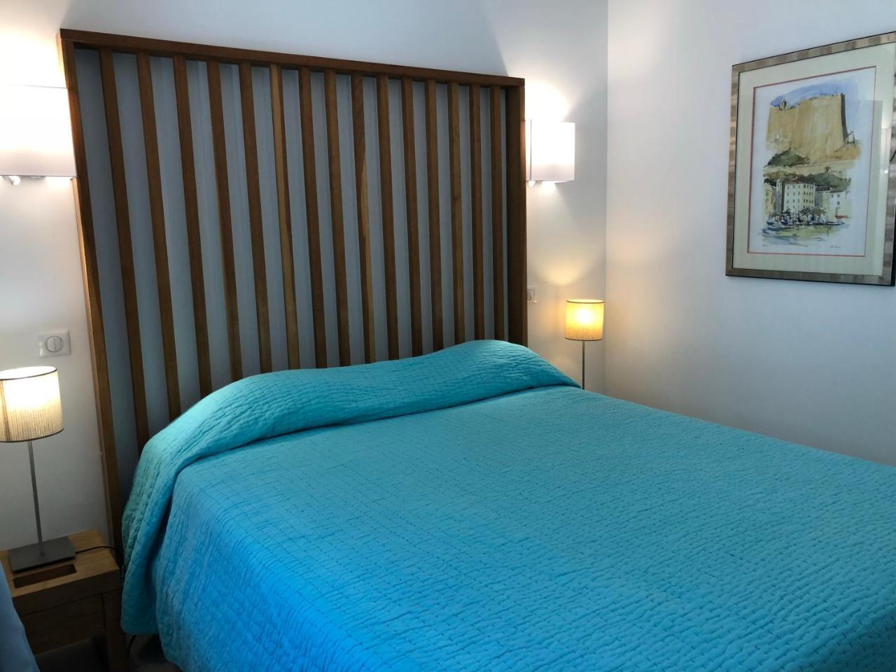 Les Appartements Du Port Bonifacio  Bagian luar foto